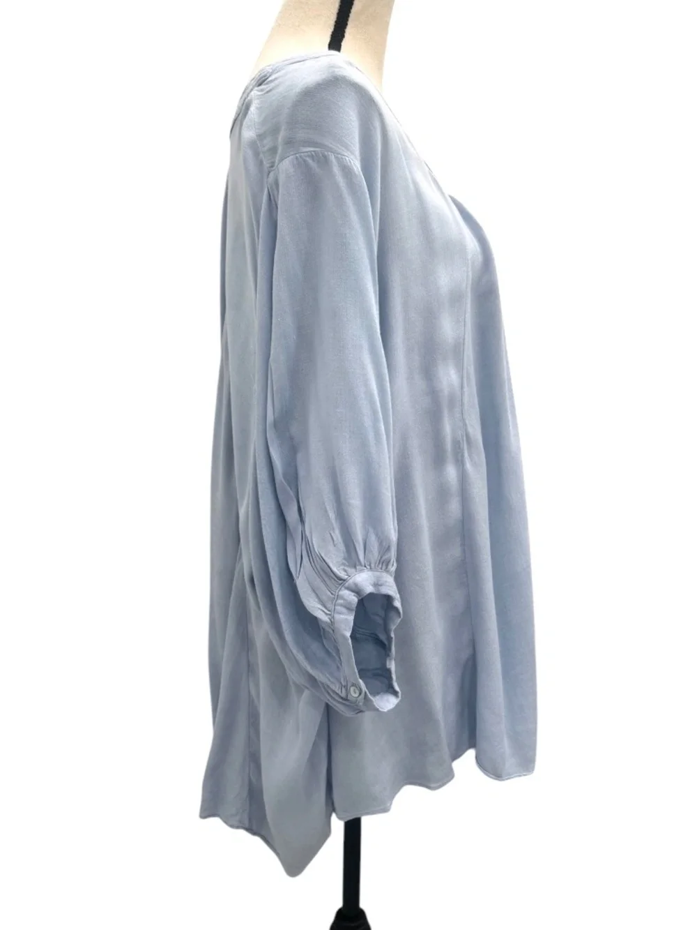 FREE PEOPLE CATCH ME IF YOU CAN LIGHT BLUE OVERSIZED SWING BOHO PEASANT BLOUSE